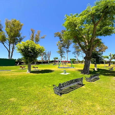 Sol & Apt- Coastal Retreat By The Sea Apartamento Estepona