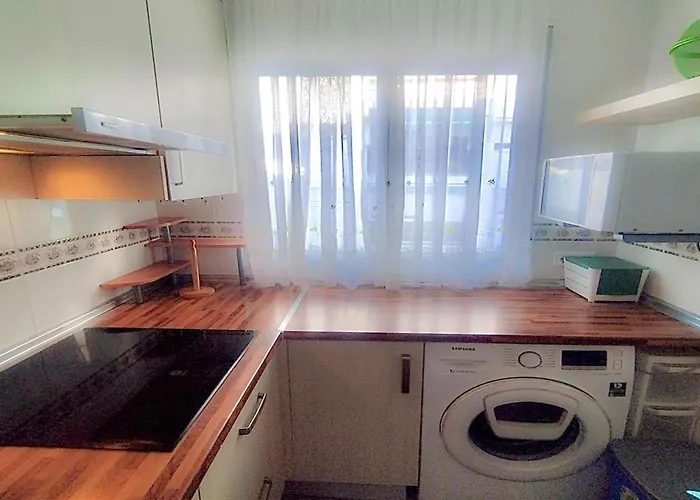 Sol & Apt- Coastal Retreat By The Sea Appartamento Estepona