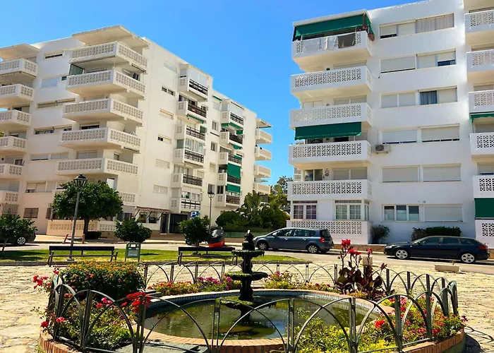 Sol & Apt- Coastal Retreat By The Sea